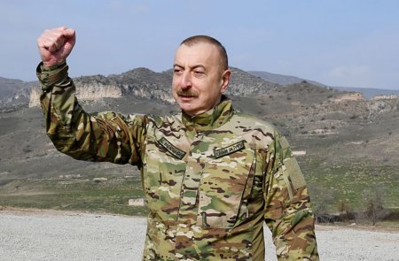 Ordumuzun Müzəffər Ali Baş Komandanın rəhbərliyi ilə tarixi missiyası