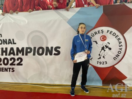 Yeniyetmə güləşçilərimiz beynəlxalq turnirin ilk iki günündə 12 medal qazanıblar