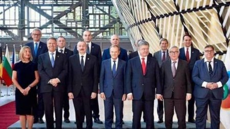 Əliyevin də olduğu şəkil: Paşinyan yoxa çıxdı – ŞOK FOTO Əliyevin də olduğu şəkil: Paşinyan yoxa çıxdı – ŞOK FOTO