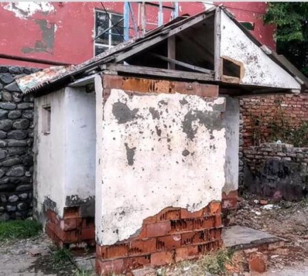 Azərbaycanda məktəbdə biabırçılıq - FOTO