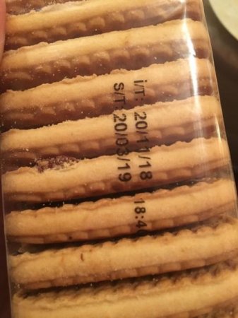 “Araz” supermarketi məhsulun bitmə tarixini dəyişdirir - FOTO