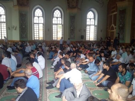 Azərbaycanda bayram namazı qılınıb - FOTO