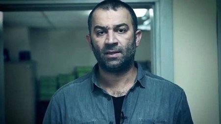 Şəhərin mərkəzində KÜTLƏVİ DAVA - Məşhur aktyoru döydülər - FOTO