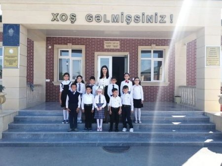 Bu gənc müəllim işləmək üçün Cocuq Mərcanlını seçib - FOTO