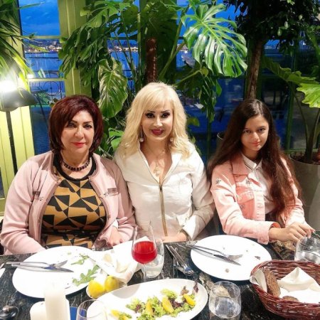 Xalq artisti Tağı Əhmədovun nəvəsinin doğum günündə- FOTOLAR