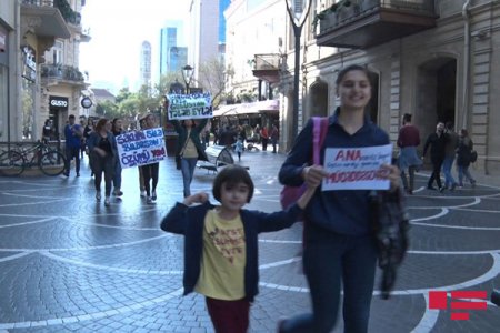Bakıda yenidən aksiya keçirilib (FOTOLAR)