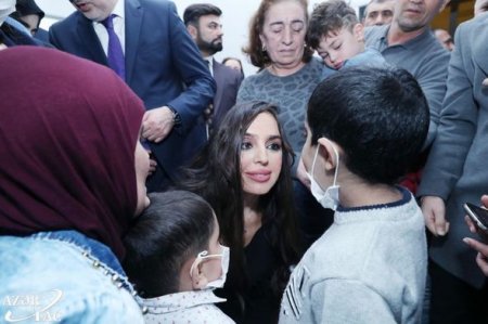 Leyla Əliyeva Hematologiya və Transfuziologiya İnstitutunda müalicə alan uşaqlarla görüşüb - FOTO
