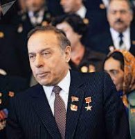 Ümummilli lider Heydər Əliyevin doğum günüdür