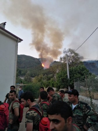 Azərbaycanlı yanğınsöndürənlər Türkiyədə tarix yazırlar