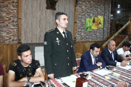 Gənclər Vətən müharibəsinin iştirakçıları ilə görüşüblər Gənclər Vətən müharibəsinin iştirakçıları ilə görüşüblər