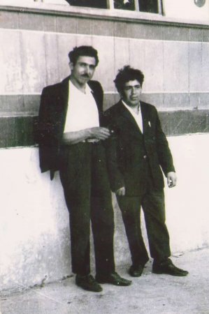 DÜNYADAN NƏ GÖZƏL BİR İNSAN KÖÇÜR...