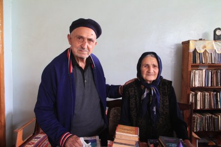 DÜNYADAN NƏ GÖZƏL BİR İNSAN KÖÇÜR...