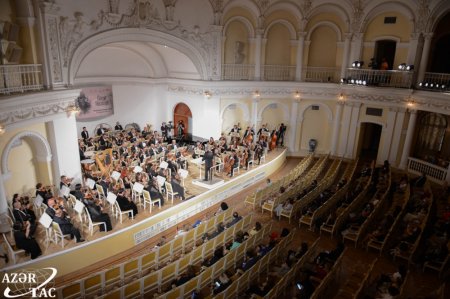 Üzeyir Hacıbəyli XIII Beynəlxalq Musiqi Festivalının təntənəli açılış mərasimi olub