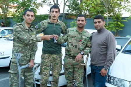 Amin Musayevə avtomobil verildi – FOTO