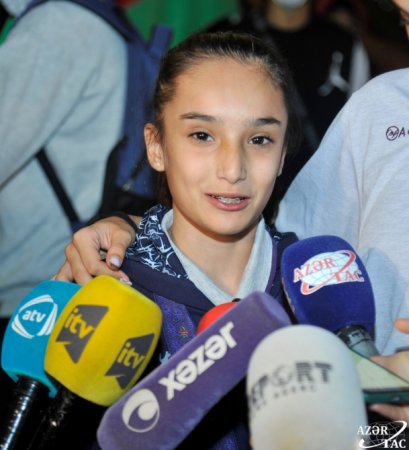Avropa çempionatında uğurla çıxış edən akrobatika gimnastlarımız Vətənə qayıdıblar Avropa çempionatında uğurla çıxış edən akrobatika gimnastlarımız Vətənə qayıdıblar