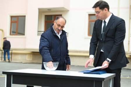 Gözdən əlilliyi olan bir qrup vətəndaşa mənzil təqdim olunub