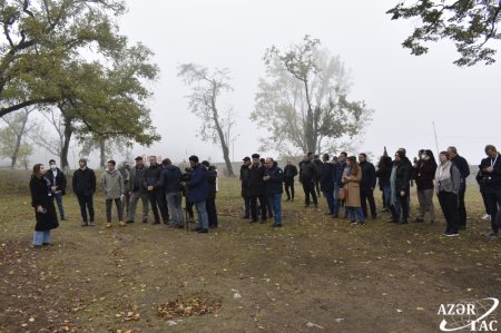 Diplomatik nümayəndəliklərin mətbuat məsələləri üzrə cavabdeh şəxsləri və xarici jurnalistlər Şuşaya səfər ediblər