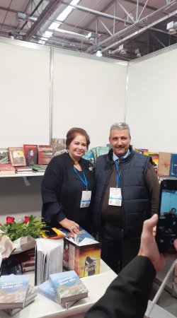 SABAHINA ARZU VƏ ÜMİDLƏRLƏ DOLU BİR ÜRƏKLƏ XEYİR-DUA VERƏN ŞAİR-PUBLİSİST SABAHINA ARZU VƏ ÜMİDLƏRLƏ DOLU BİR ÜRƏKLƏ XEYİR-DUA VERƏN ŞAİR-PUBLİSİST