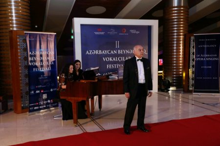 “Azərbaycan opera ifaçılığının antologiyası” kitabının təqdimat mərasimi keçirilib