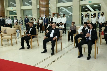 “Azərbaycan opera ifaçılığının antologiyası” kitabının təqdimat mərasimi keçirilib