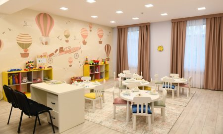 Prezident İlham Əliyev və birinci xanım Mehriban Əliyeva Şamaxı şəhər 7 saylı körpələr evi-uşaq bağçasının açılışında iştirak ediblər