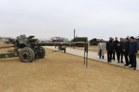 YAP Nizami rayon təşkilatının rəhbərliyi və fəalları “Hərbi Qənimətlər Parkı”na ekskursiya edib