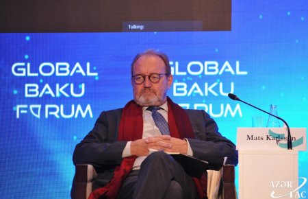 Qlobal Bakı Forumu: Üçüncü paneldə yeni erada sülh, təhlükəsizlik və insan haqlarına dair müzakirələr aparılıb Qlobal Bakı Forumu: Üçüncü paneldə yeni erada sülh, təhlükəsizlik və insan haqlarına dair müzakirələr aparılıb