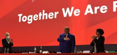 Alişer Usmanov yenidən Beynəlxalq Qılıncoynatma Federasiyasının prezidenti seçilib