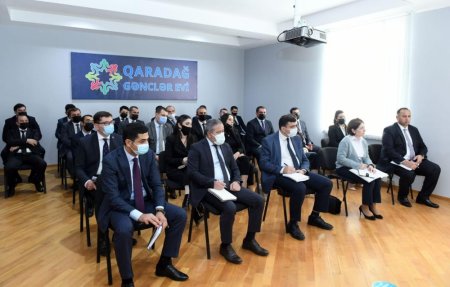 Gənclər evlərinin fəaliyyət istiqamətləri, problem və təklifləri müzakirə olunub