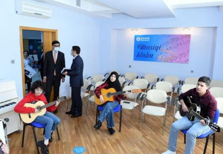 Gənclər evlərinin fəaliyyət istiqamətləri, problem və təklifləri müzakirə olunub