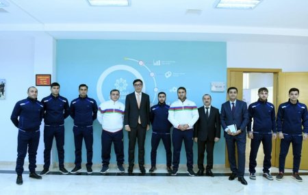 Gənclər evlərinin fəaliyyət istiqamətləri, problem və təklifləri müzakirə olunub