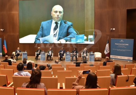Bakıda “Mədəniyyət naminə sülh” qlobal kampaniyasının Tərəfdaşlar Forumu başa çatıb Bakıda “Mədəniyyət naminə sülh” qlobal kampaniyasının Tərəfdaşlar Forumu başa çatıb