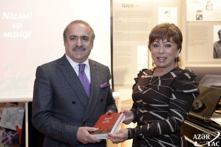 Nizami Gəncəviyə həsr olunmuş yeni nəşrlərin təqdimatı keçirilib