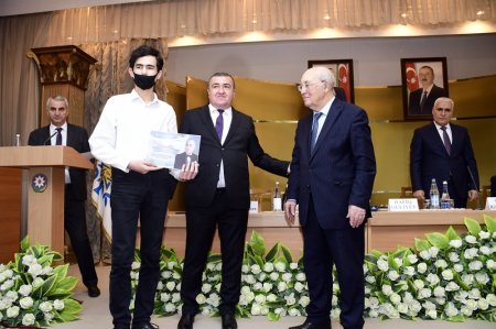 Ulu Öndər hakimiyyətə qayıdışı ilə müstəqilliyi əbədiləşdirən uğurlu bir yolun başlanğıcını qoydu