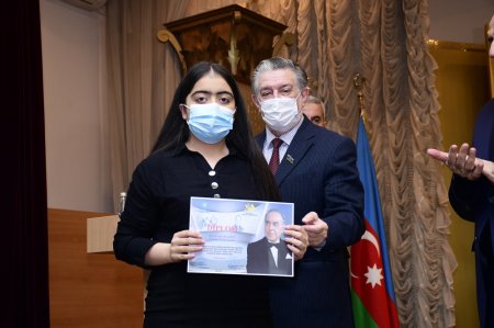 Ulu Öndər hakimiyyətə qayıdışı ilə müstəqilliyi əbədiləşdirən uğurlu bir yolun başlanğıcını qoydu