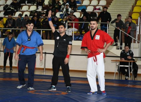 Milli güləş, kəmər güləşi üzrə ölkə birincilikləri və çempionatı keçirilib Milli güləş, kəmər güləşi üzrə ölkə birincilikləri və çempionatı keçirilib