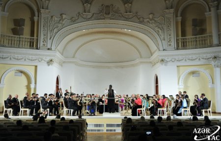 Filarmoniyada “Milli musiqi alətlərimiz milli sərvətimizdir” adlı konsert keçirilib