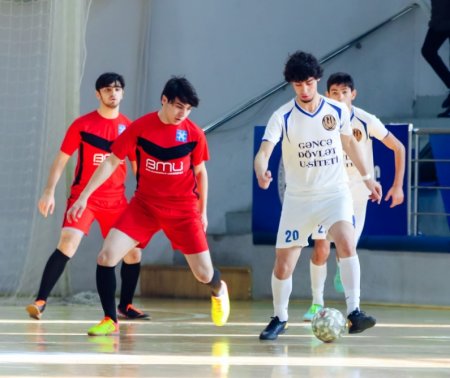 Ali və orta ixtisas təhsili müəssisələrinin tələbələri arasında futzal turnirinin qalibi müəyyənləşib