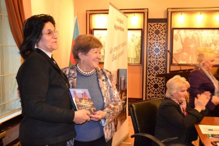 Azərbaycanın maarifçi qadınlarından biri Lətifə Əliyeva haqqında dost sözü ÖMRÜN SÖZ İŞIĞI