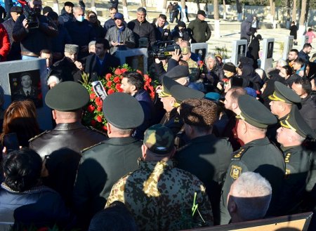 General-mayor Polad Həşimovun xatirəsi yad edilib