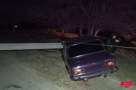 Qəzaya düşənlərə kömək etmək istəyərkən öldü - Fotolar