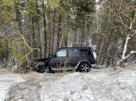 Acun Ilıcalının qızları qəzaya düşdü - FOTO