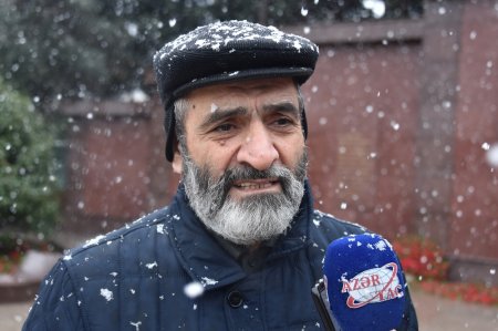 20 Yanvar şəhidlərinin xatirəsi paytaxtın “20 Yanvar” meydanında da anılıb 20 Yanvar şəhidlərinin xatirəsi paytaxtın “20 Yanvar” meydanında da anılıb