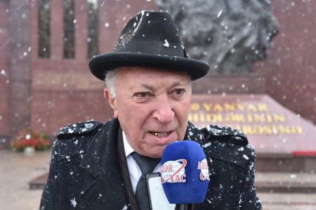 20 Yanvar şəhidlərinin xatirəsi paytaxtın “20 Yanvar” meydanında da anılıb 20 Yanvar şəhidlərinin xatirəsi paytaxtın “20 Yanvar” meydanında da anılıb