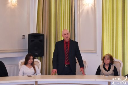 Görkəmli şair Nazim Hikmətin anadan olmasının 120 illiyi qeyd edilib Görkəmli şair Nazim Hikmətin anadan olmasının 120 illiyi qeyd edilib