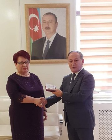 YASƏMƏN MÖHÜBBƏTQIZI – 70 və “DÖVLƏT VƏ QANUN” qəzeti - 20 Bir ömrün 70-ci işığı YASƏMƏN MÖHÜBBƏTQIZI – 70 və “DÖVLƏT VƏ QANUN” qəzeti - 20 Bir ömrün 70-ci işığı