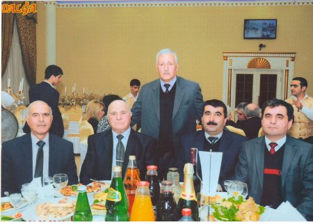 Ziyası qaranlıq könüllərə nur saçan Hacıməmməd müəllim - Daşdəmir ƏJDƏROĞLU Ziyası qaranlıq könüllərə nur saçan Hacıməmməd müəllim - Daşdəmir ƏJDƏROĞLU