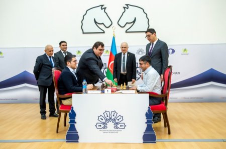 Şahmat üzrə Azərbaycan çempionatında ilk gedişlər edilib