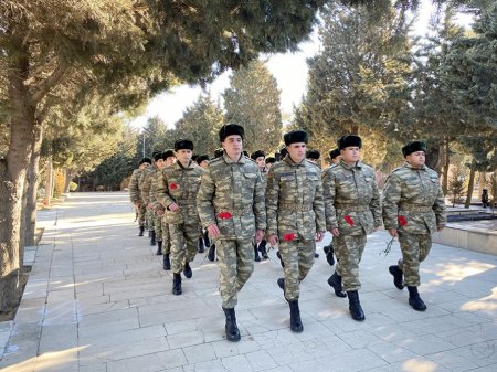 Milli Qəhrəman Mübariz İbrahimovun xatirəsi anılıb Milli Qəhrəman Mübariz İbrahimovun xatirəsi anılıb