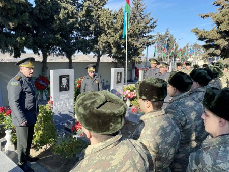 Milli Qəhrəman Mübariz İbrahimovun xatirəsi anılıb Milli Qəhrəman Mübariz İbrahimovun xatirəsi anılıb